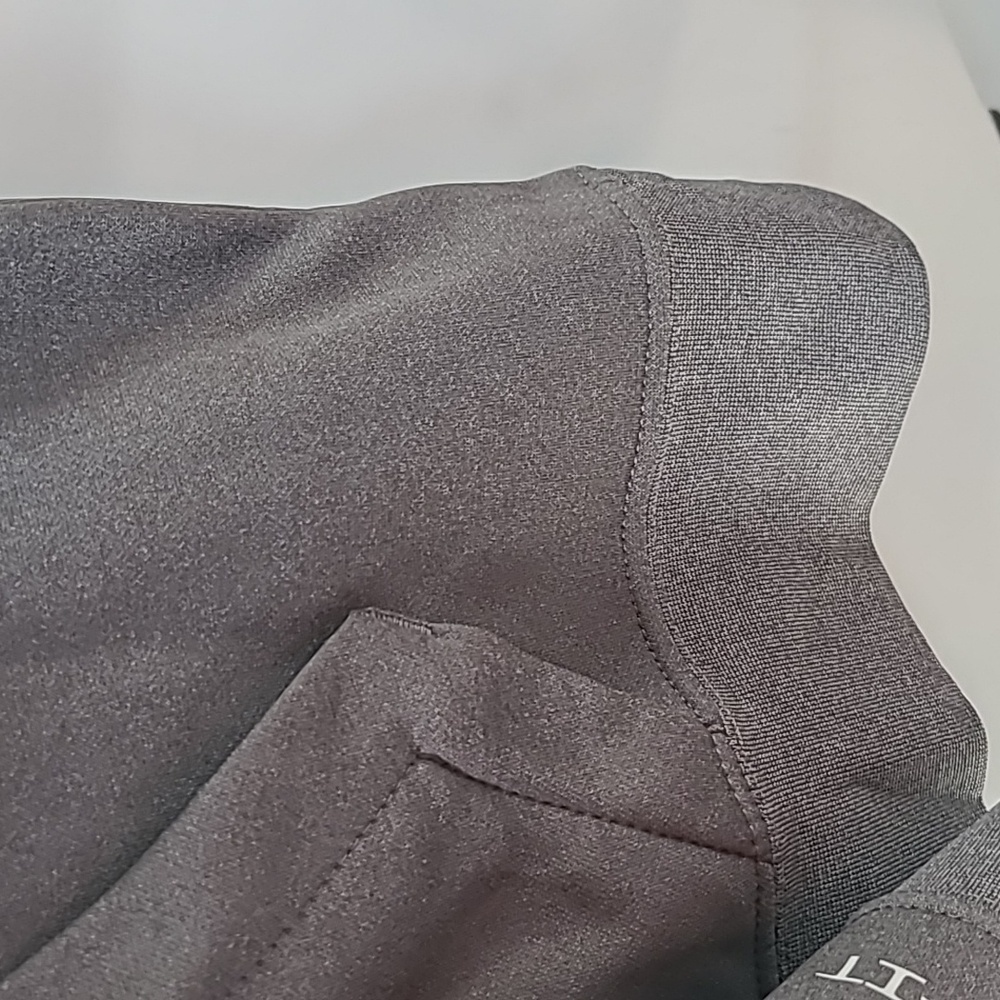 Jordan Boy's Core Performance Therma Pullover - Picture 8 of 9